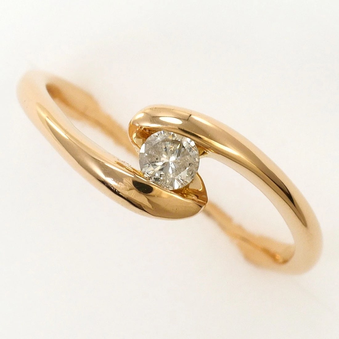 K18 18K GOLD RING DIAMOND: K18 18k gold Ring Diamond Brand: No Brand Type/Style: Ring Material: 18k gold, Main Stone/Creation Diamond Color: Gold Size: US5 Accessories: None Accessories Notice: When purchasing pre-owned goods,
