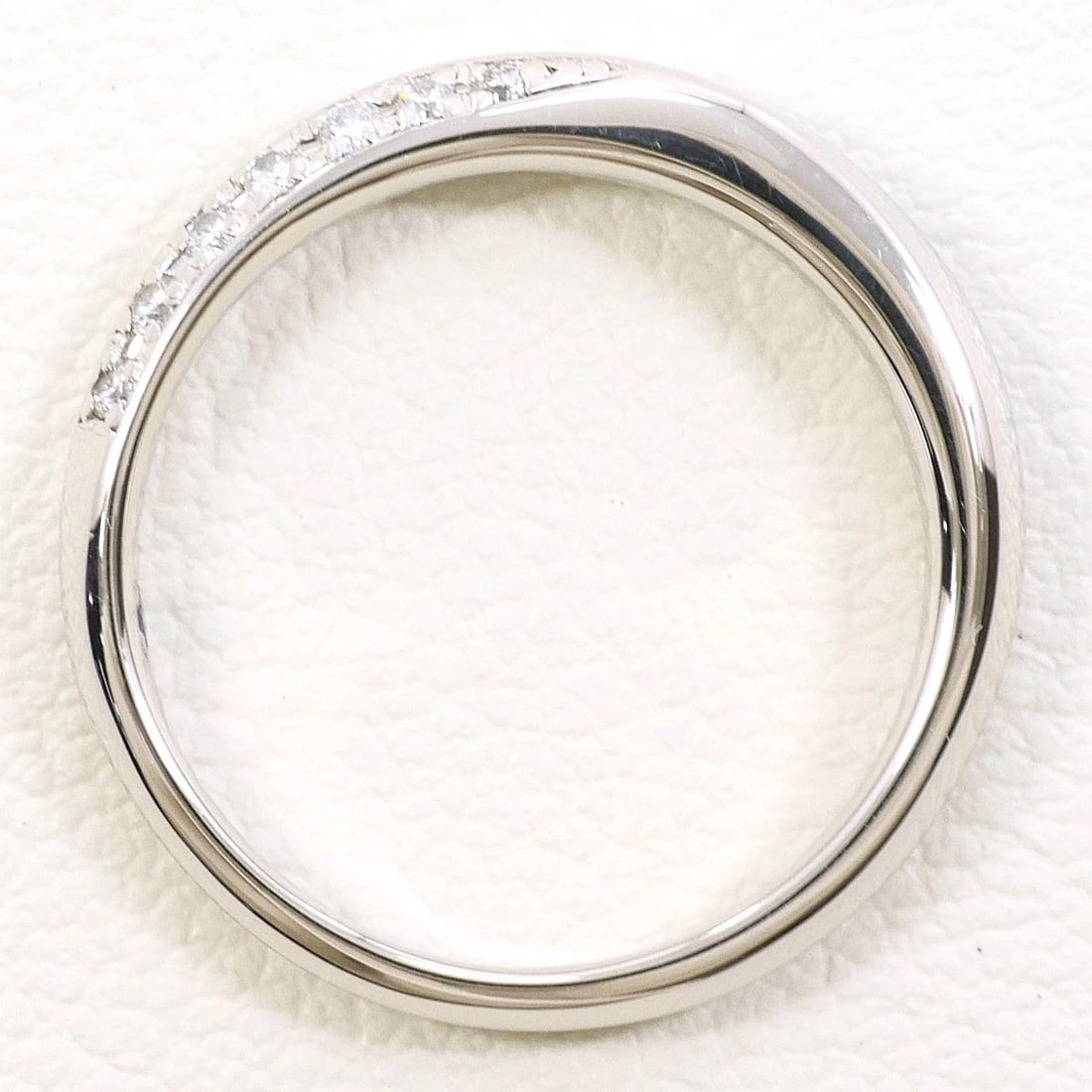 IPOMO PT900 PLATINUM RING DIAMOND: Ipomo PT900 Platinum Ring Diamond Brand: Ipomo Type/Style: Ring Material: PT900 Platinum, Main Stone/Creation Diamond Color: Silver Size: US 5 1/8 Accessories: None Accessories Notice: When