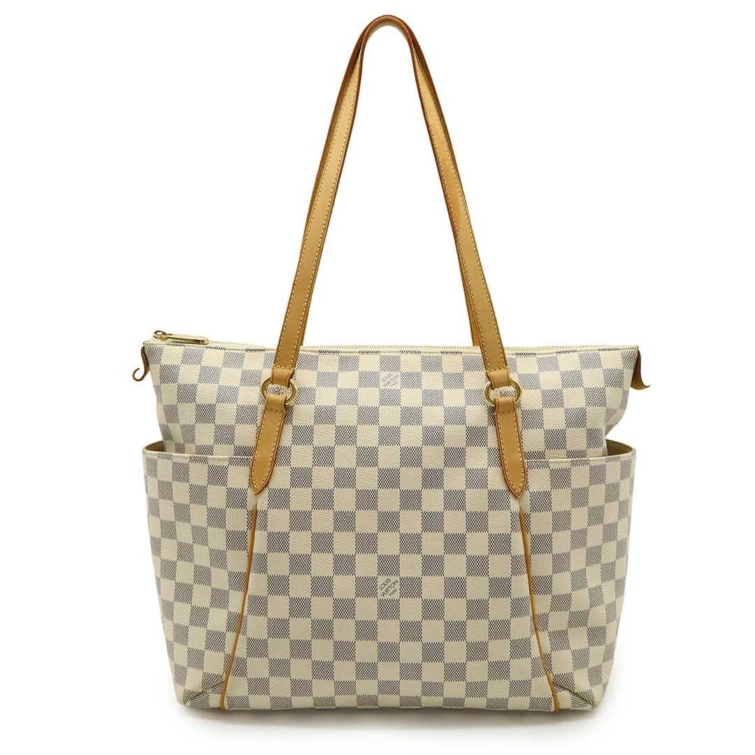LOUIS VUITTON DAMIER AZUR TOTALLY MM TOTE BAG: Louis Vuitton Damier Azur Totally MM Tote Bag Brand: Louis Vuitton Type/Style: Bag Material: Damier Azur Canvas, PVC Coating Color: Ivory Size: W33cm-40cm (12.99 in - 15.75 in) x H30cm (11.81 in) x
