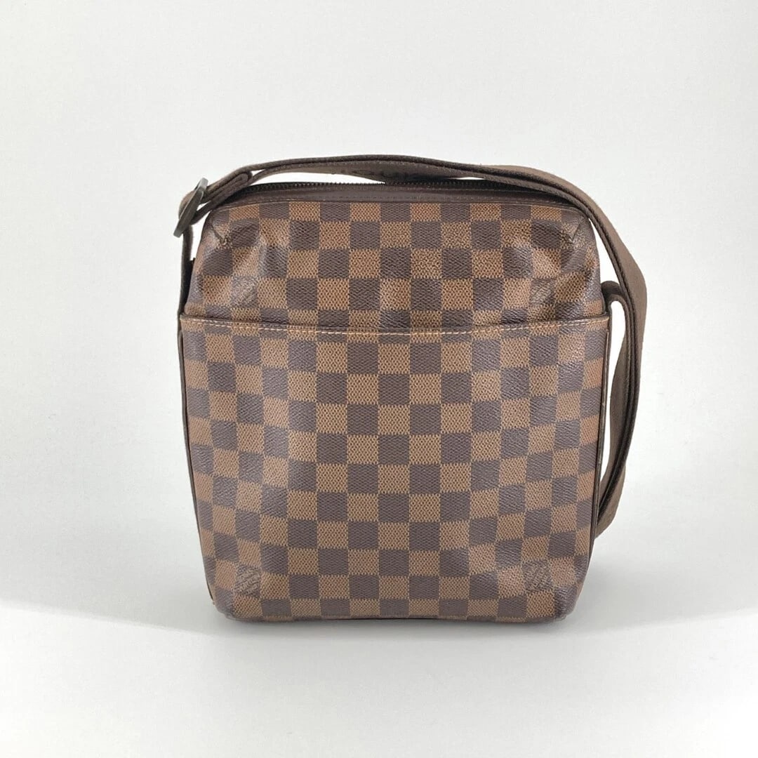 LOUIS VUITTON TORONOBOIS SHOULDER BAG BROWN: Louis Vuitton Toronobois Shoulder Bag Brown Brand: LOUIS VUITTON Type/Style: Bag Material: Exterior Material Canvas Color: Brown Size: Approximately 26 cm (10.2 in) H x 20 cm (7.9 in) W x 9 cm (3.5 in