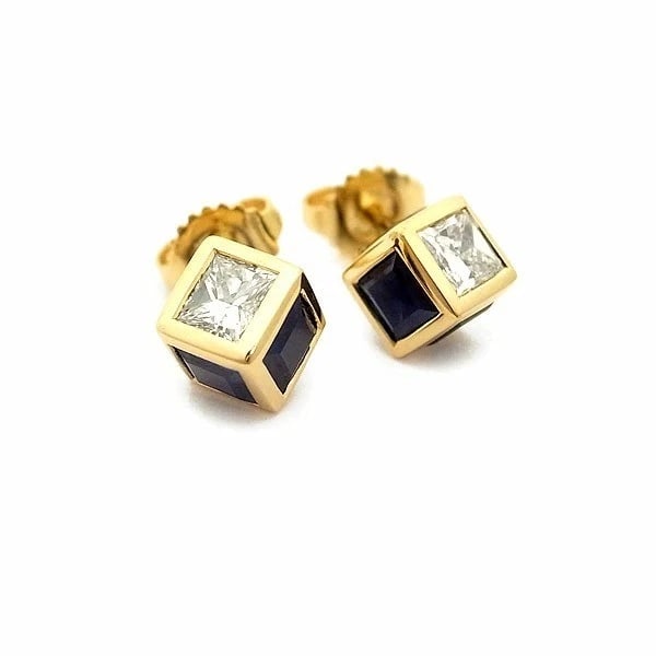 TIFFANY & CO. SAPPHIRE DIAMOND CUBE EARRINGS: Tiffany & Co. Sapphire Diamond Cube Earrings Brand: Tiffany & Co. Type/Style: EarRings Material: K18 Yellow Gold Color: YG Size: epth approx. 7.3 mm (0.29 in) Accessories: None Accessories Notice: