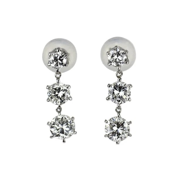 PT900 DIAMOND EARRINGS: Pt900 Diamond Earrings Brand: None Type/Style: piercing Material: Pt900 Color: PT Size: Length/Width/Diameter14.8 Accessories: None Accessories Notice: When purchasing pre-owned goods, please refer