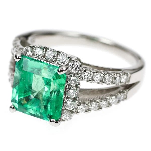 PT900 EMERALD DIAMOND RING - 2