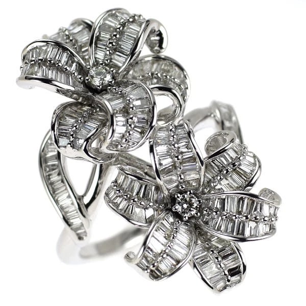 K18WG DIAMOND RING: K18WG Diamond Ring Brand: None Type/Style: Ring Material: K18WG Color: WG Size: 6.25 - 6.5US Accessories: None Accessories Notice: When purchasing pre-owned goods, please refer to the phot
