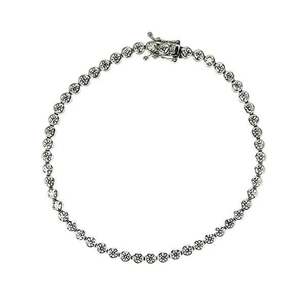 K18WG H&C DIAMOND TENNIS BRACELET: K18WG H&C Diamond Tennis Bracelet Brand: None Type/Style: bracelets Material: K18WG Color: WG Size: Length19 cm Accessories: None Accessories Notice: When purchasing pre-owned goods, please refer to