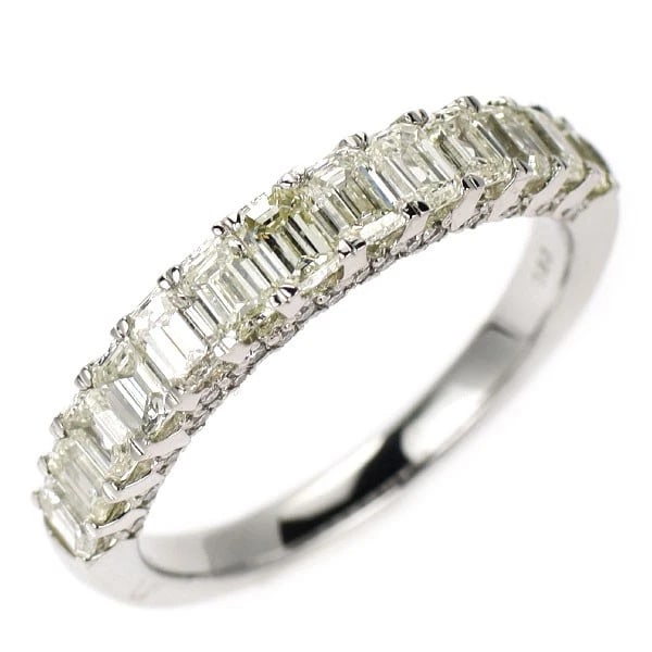 PT950 EMERALD CUT/ROUND DIAMOND RING (1 of 3)