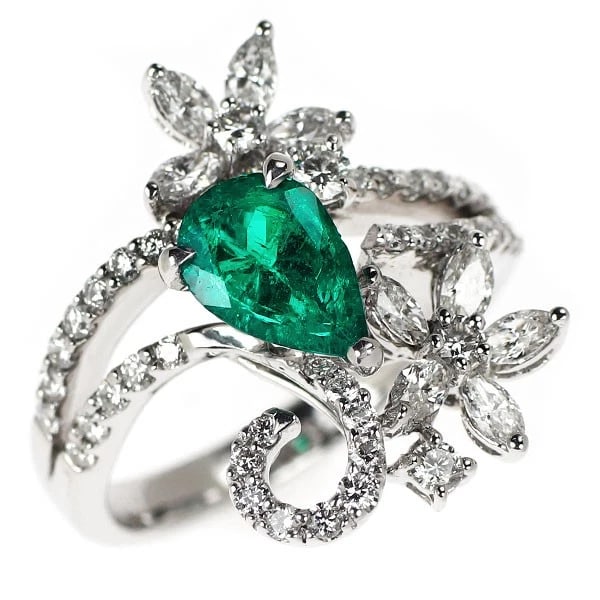 K18WG EMERALD DIAMOND RING (1 of 2)