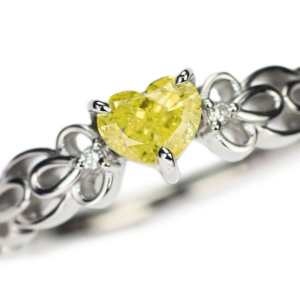 PT950 HEART SHAPE NATURAL YELLOW DIAMOND RING: Pt950 Heart Shape Natural Yellow Diamond Ring Brand: None Type/Style: ring Material: Pt950, Main Stone/Creation Natural Color: Silver Size: 6 US Accessories: None Accessories Notice: When purchasing