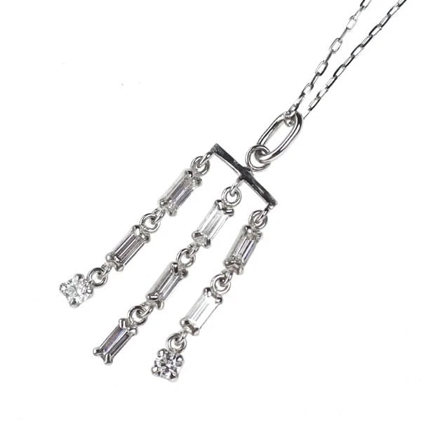 PT900 DIAMOND PENDANT NECKLACE: Pt900 diamond pendant necklace Brand: None Type/Style: pendant necklace Material: Pt900 Color: none Size: Necklace: Chain Length ?45 cm Accessories: None Accessories Notice: When purchasing pre-owned