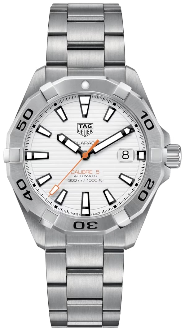 TAG HEUER AQUARACER AUTOMATIC STEEL WATCH: TAG Heuer Aquaracer Automatic steel Watch Brand: TAG Heuer Type/Style: Wristwatch Material: ss Color: Dial Color white Size: case width) 41mm (case thickness) 12mm Accessories: None Accessories