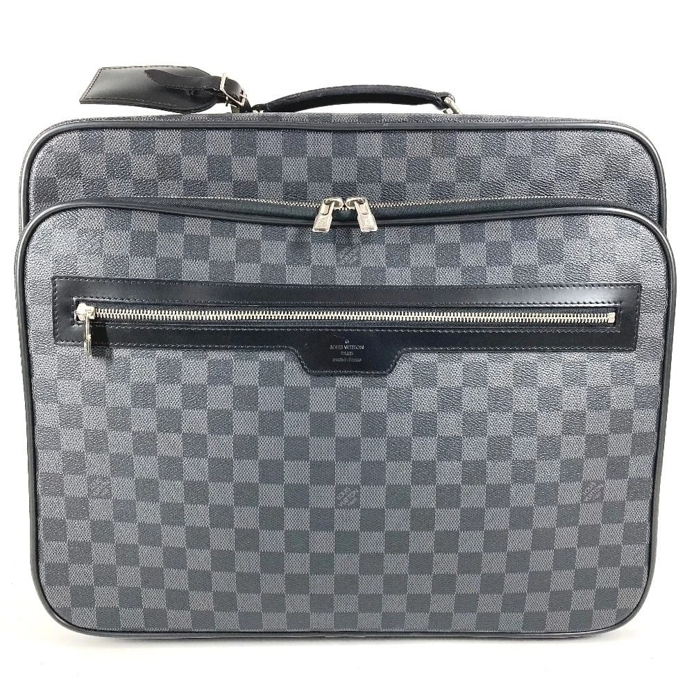 LOUIS VUITTON DAMIER GRAPHITE PILOT CASE 2-WHEEL TRAVEL CARRY BAG: LOUIS VUITTON Damier Graphite Pilot case 2-wheel travel Carry Bag Brand: LOUIS VUITTON Type/Style: Carry Bag Material: DamierGraphiteCanvas Color: Black Size: W17.1?H13.8?D7.7inch /