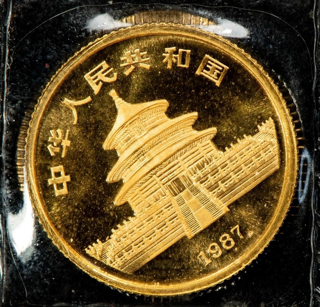 1987-S 10 YUAN CHINA 1/10 OZ GOLD PANDA COIN: 1987-S 10 Yuan China 1/10 oz Gold Panda Coin Brand/Mint: Chinese Mint Year: 1987 Fineness: 0.999 Country of Origin: China Accessories: None Accessories Notice: When purchasing pre-owned goods, plea