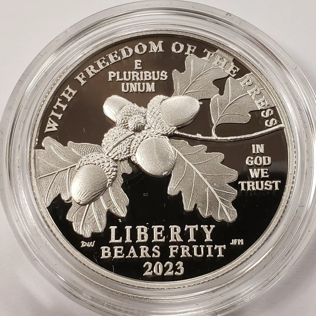2023-W P$100 1 OZ PLATINUM PROOF 1ST AMENDMENT FREEDOM (1 of 2)