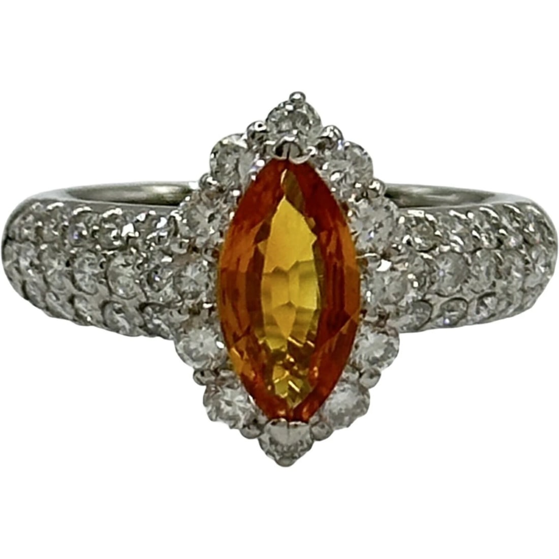 GOLDEN SAPPHIRE RING PLATINUM PT900 DIAMOND (1 of 3)