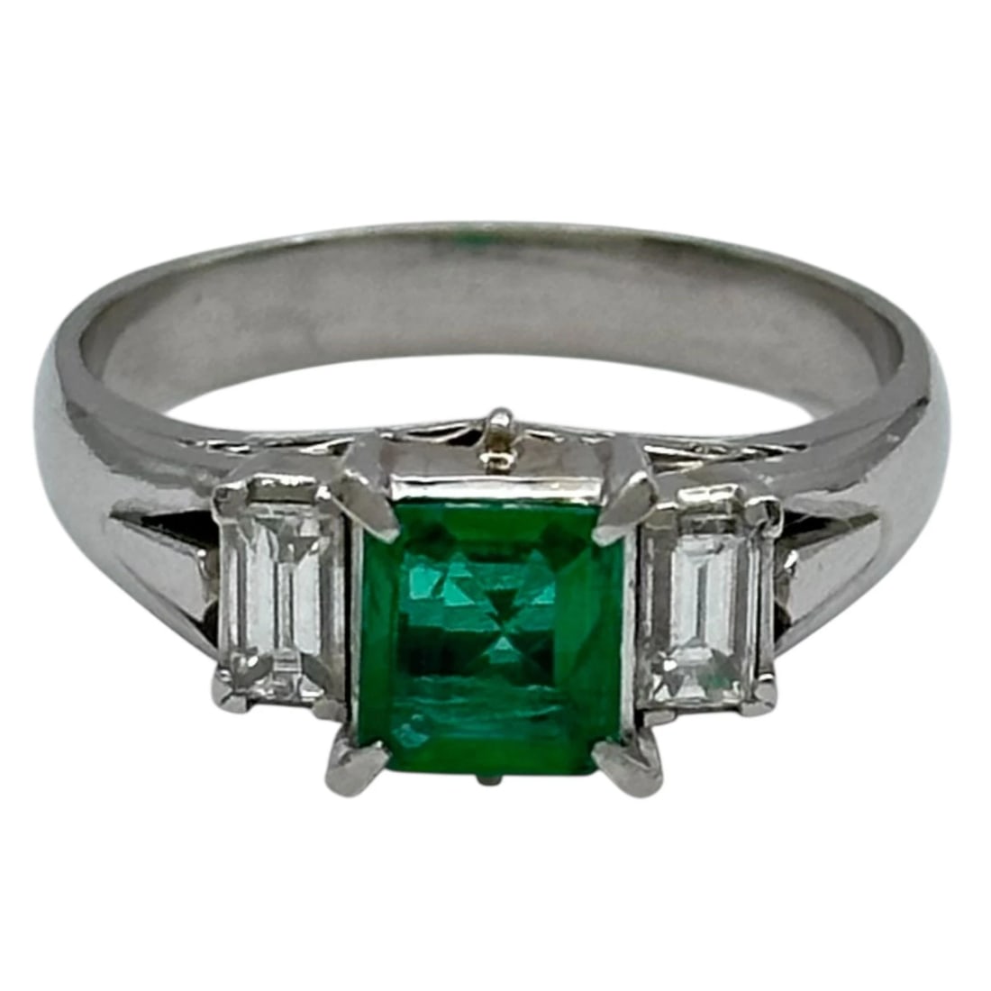 EMERALD RING PLATINUM PT900 - 2
