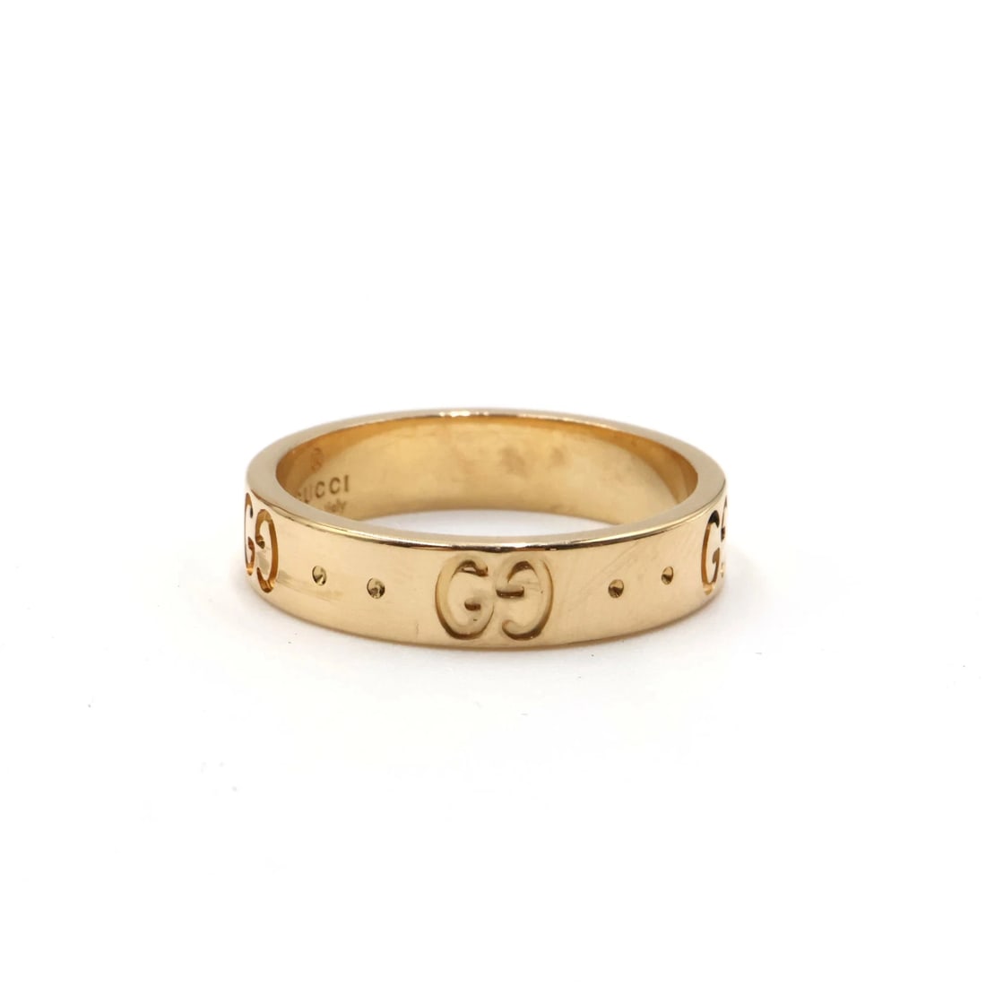 GUCCI K18 GG ICON RING: GUCCI K18 GG Icon Ring Brand: Gucci Type/Style: Ring Material: Gold, Color: None Size: US 5.5 Accessories: None Accessories Notice: When purchasing pre-owned goods, please refer to the photos of the
