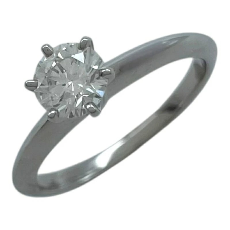 TIFFANY & CO. SOLITAIRE DIAMOND RING PLATINUM PT950: Tiffany & Co. Solitaire Diamond Ring Platinum Pt950 Brand: Tiffany & Co. Type/Style: Ring Material: Pt950, Color: platinum Size: US Size4.5 Accessories: None Accessories Notice: When purch