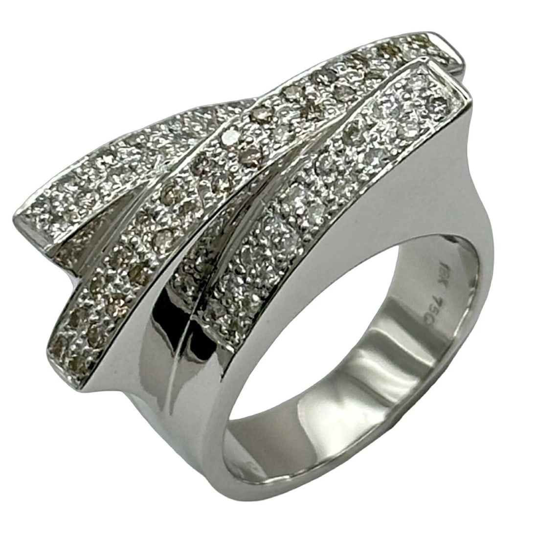 DIAMOND RING WHITE GOLD 18K DIAMOND: Diamond Ring White Gold 18K Diamond Brand: Unbranded Type/Style: Ring Material: 750, Main Stone/Creation Natural Color: White Gold Size: US 6.5 Accessories: None Accessories Notice: When p