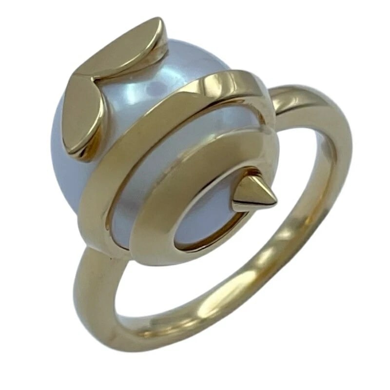 TASAKI LANDSCAPE RING GOLD 18K: Tasaki Landscape Ring Gold 18K Brand: Tasaki Type/Style: Ring Material: 750, Color: Gold Size: US 5 Accessories: None Accessories Notice: When purchasing pre-owned goods, please refer to the photos