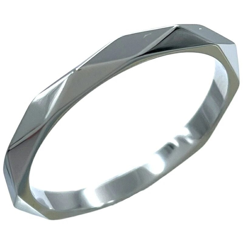 BOUCHERON FACET RING M PLATINUM PT950: Boucheron Facet Ring M Platinum Pt950 Brand: Boucheron Type/Style: Ring Material: Pt950, Color: Platinum Size: US 10.5 Accessories: None Accessories Notice: When purchasing pre-owned goods, please