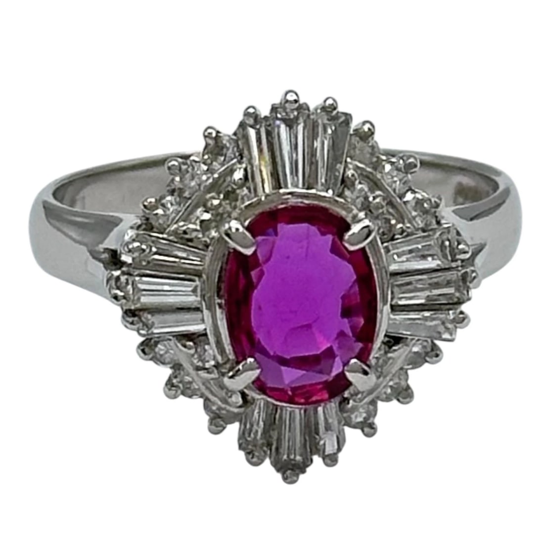 RUBY RING PLATINUM PT850: Ruby Ring Platinum Pt850 Brand: Unbranded Type/Style: Ring Material: Pt850, Main Stone/Creation Ruby Color: Platinum Size: Us 7 Accessories: None Accessories Notice: When purchasing pre-owned goods,