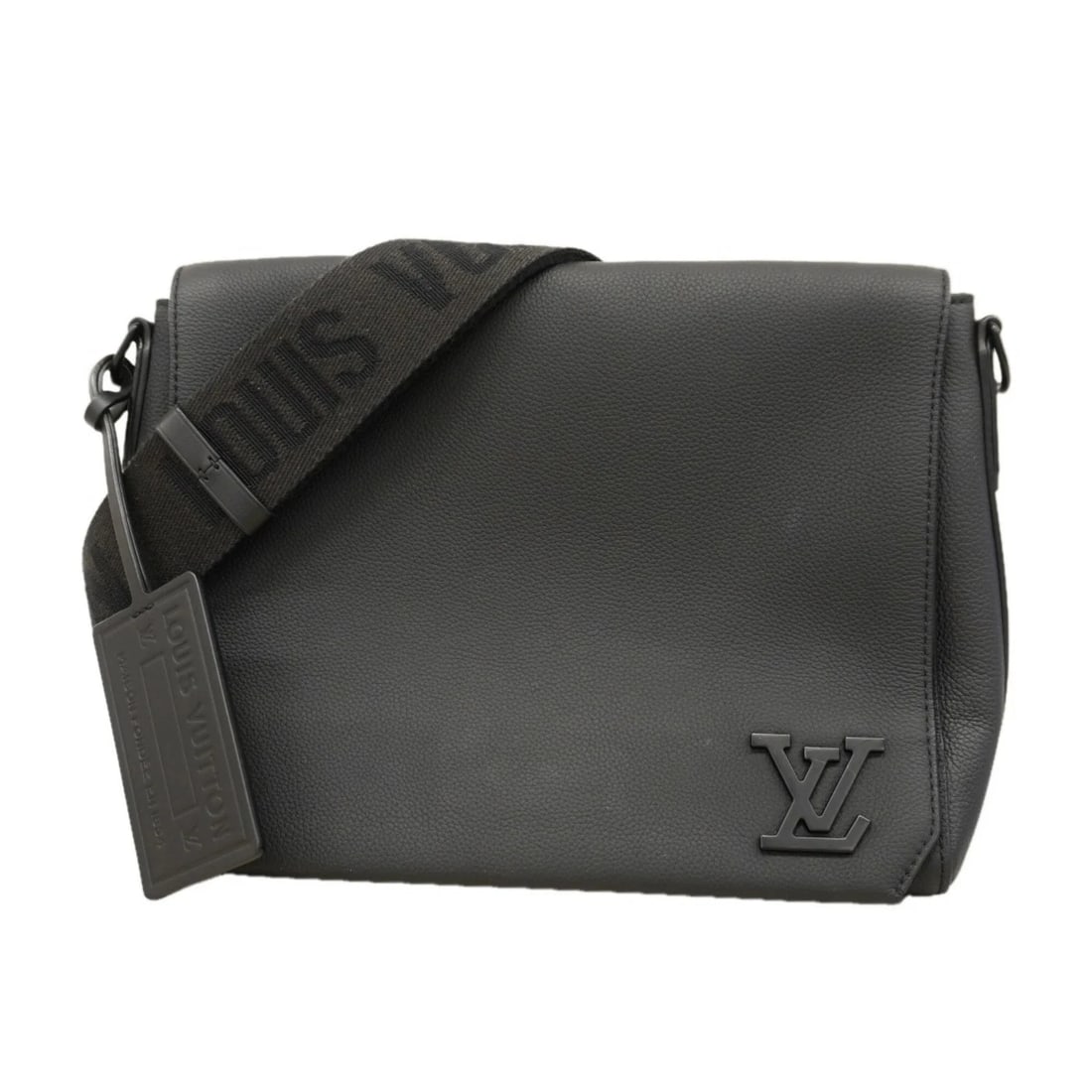 LOUIS VUITTON SHOULDER BAG LV AEROGRAM TAKEOFF NOIR: Louis Vuitton Shoulder Bag LV Aerogram Takeoff Noir Brand: Louis Vuitton Type/Style: Shoulder bag Material: None Color: Noir Size: (HxWxD) 24cm x 28cm x 9cm / 9.44'' x 11.02'' x 3.54'' Accessories