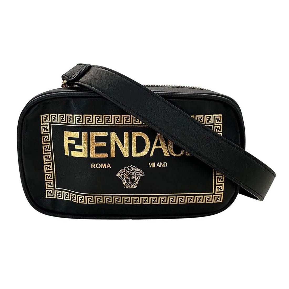 FENDI HANDBAG FOR MEN, BRAND SHOULDER BAG, LEATHER,: FENDI handbag for men, brand shoulder bag, leather, Brand: Fendi Type/Style: Handbag, Shoulder bag Material: Leather Color: Black Size: (HxWxD)11cm x 18.5cm x 4.8cm / 4.33'' x 7.28'' x 1.88'' Acce