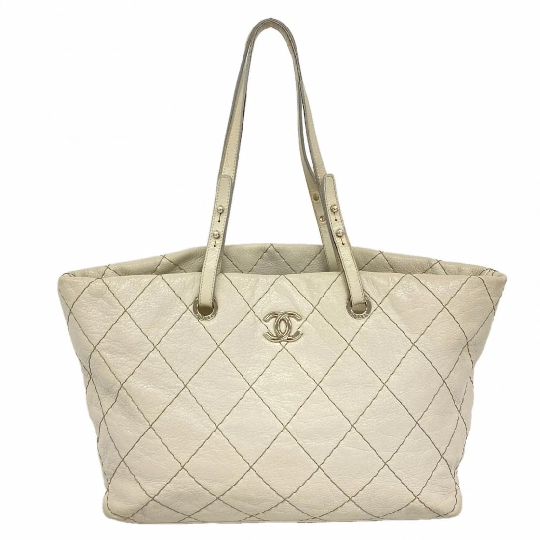CHANEL TOTE BAG ON THE ROSE LEATHER GRAY: Chanel Tote Bag On the Rose Leather Gray Brand: Chanel Type/Style: Tote bag Material: Leather Color: Gray Size: (HxWxD)28cm x 36cm x 13cm / 11.02'' x 14.17'' x 5.11'' Accessories: None Acc