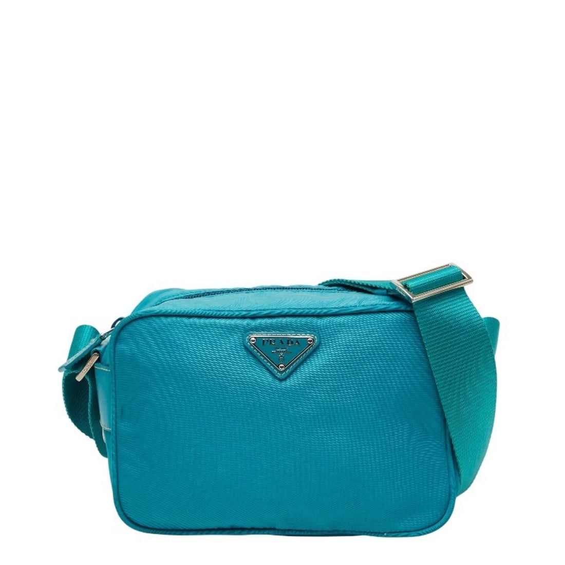 PRADA TRIANGLE LOGO PLATE SHOULDER BAG TURQUOISE BLUE NYLON: Prada Triangle Logo Plate Shoulder Bag Turquoise Blue Nylon Brand: Prada Type/Style: Shoulder bag Material: Nylon Color: Blue Size: (HxWxD)13.5cm x 20.5cm x 9cm / 5.31'' x 8.07'' x 3.54'' Accessor
