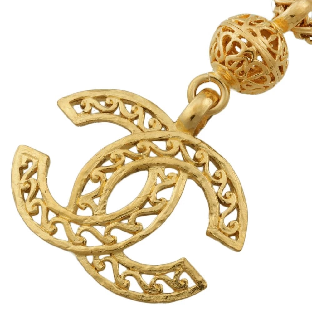 CHANEL NECKLACE GOLD COCO MARK LONG: Chanel Necklace Gold Coco Mark Long Brand: Chanel Type/Style: Necklace Material: GP, Color: GOLD Size: Chain Length: Approx. 80cm [Top] Width: Approx. 5.1cm Height (including bail): Approx. 7.6cm