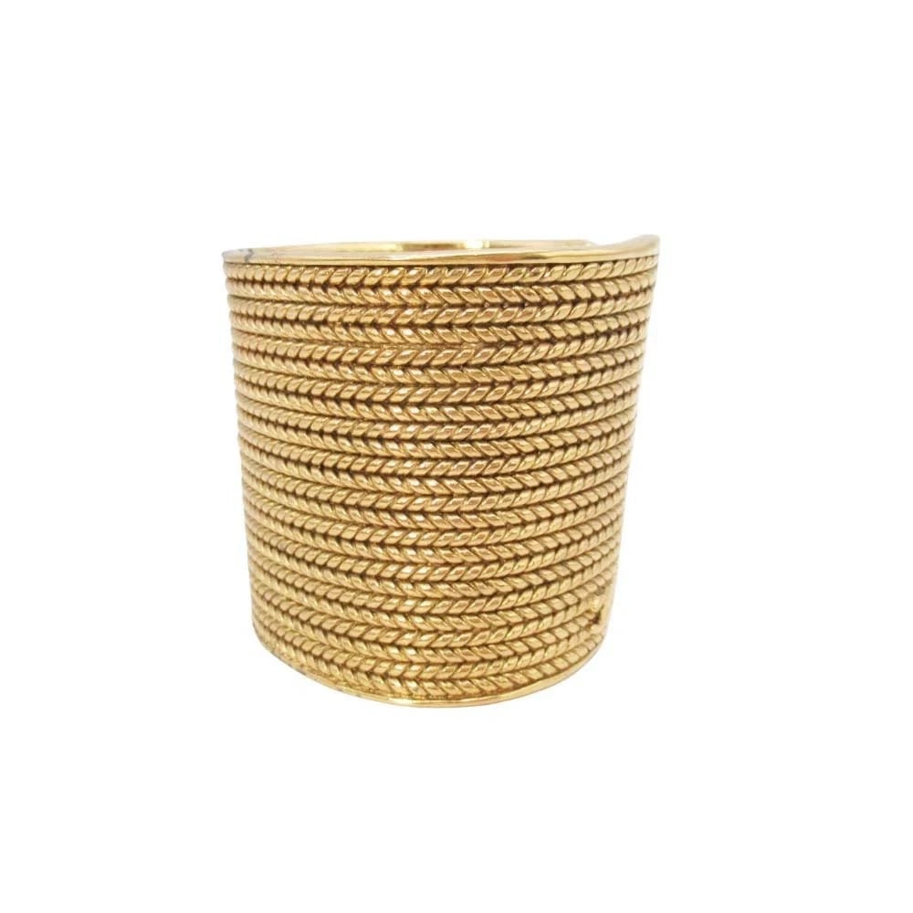 CHANEL WIDE OPEN BANGLE COCO MARK BRACELET GOLD: CHANEL Wide Open Bangle Coco Mark Bracelet Gold Brand: CHANEL Type/Style: Bracelet Material: none, Color: gold Size: Actual Size: Weight 159.3g, Ring Width 6cm Wrist Circumference 19.5cm Accessori