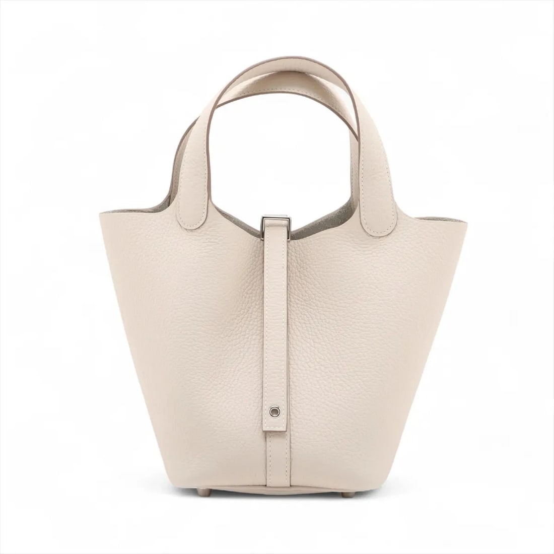 HERMES PICOTIN LOCK 18 PM TAURILLON CLEMENCE CRAIE: Hermes Picotin Lock 18 PM Taurillon Clemence Craie Brand: Hermes Type/Style: Hand bag Material: Taurillon Clemence Color: Craie Size: Height:7.3inchLength:7.1inchDepth:5.3inch Accessories: None