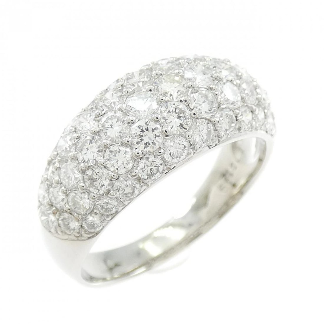 PT900 PAVE DIAMOND RING: PT900 Pave Diamond Ring Brand: Unbranded Type/Style: Diamond Ring Material: Platinum900, Color: Platinum Size: US 7 1/4 Accessories: None Accessories Notice: When purchasing pre-owned goods, please