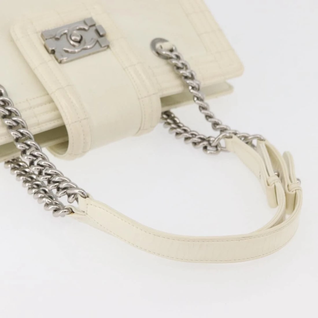 CHANEL CHAIN BAG - 7