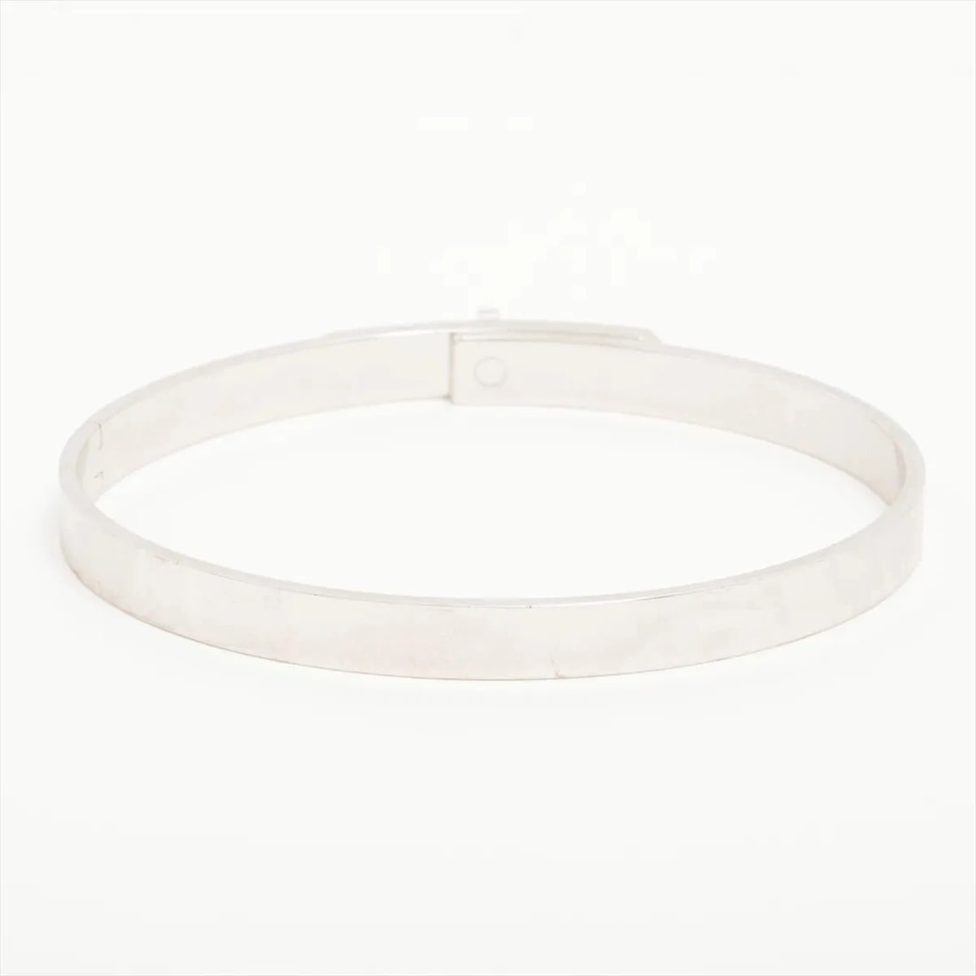 HERMES KELLY DIAMOND BRACELET 750(WG): Hermes Kelly diamond Bracelet 750(WG) Brand: Hermes Type/Style: Bracelet Material: 750(WG), Color: WG Size: (CM) Bracelet length:16.8 (Inch) Bracelet Length:6.6inch Accessories: None Accessories