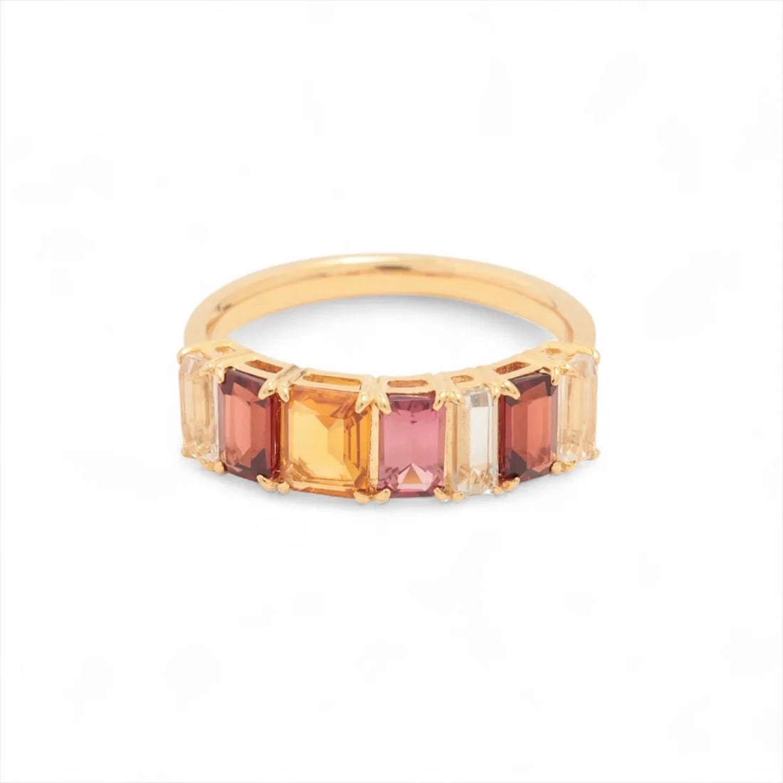 ETE COLORED STONE RING K18(YG): ete Colored stone Ring K18(YG) Brand: ete Type/Style: Ring Material: K18(YG), Color: YG Size: 5.5 - 5.75 US Accessories: None Accessories Notice: When purchasing pre-owned goods, please refer to the