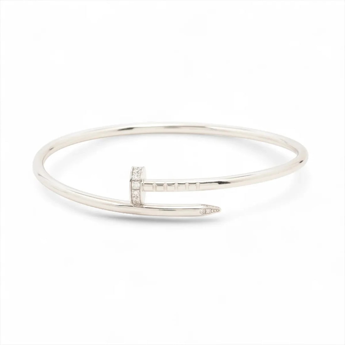 CARTIER JUSTE UN CLOU SM DIAMOND BRACELET 750(WG): Cartier Juste un Clou SM diamond Bracelet 750(WG) Brand: Cartier Type/Style: Bracelet Material: 750(WG), Main Stone/Creation Natural Color: WG Size: (CM) Bracelet length:14.8 (Inch) Bracelet Length:5.