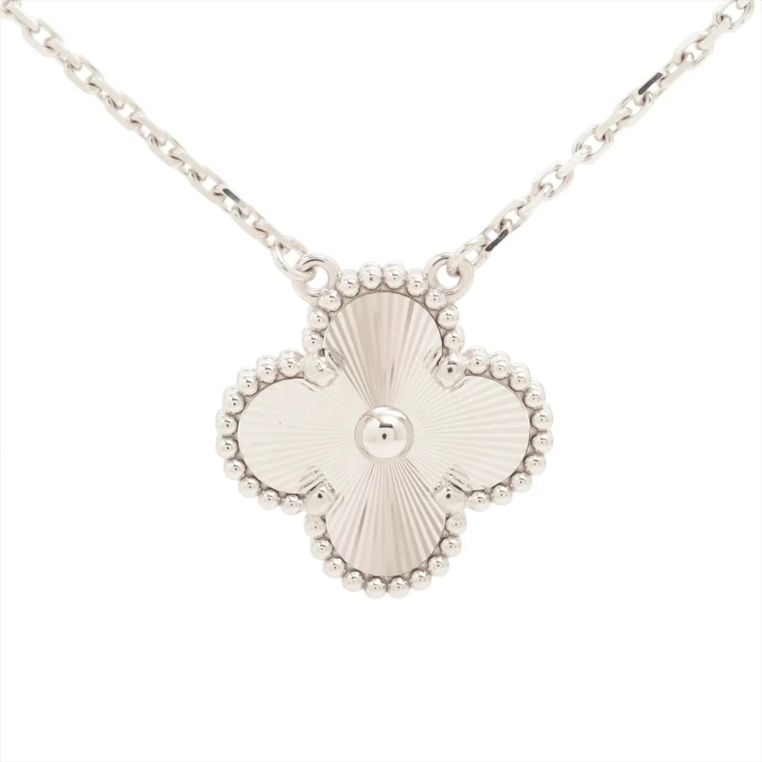 VAN CLEEF & ARPELS ALHAMBRA GUILLOCHE NECKLACE 750(WG): Van Cleef & Arpels Alhambra Guilloche Necklace 750(WG) Brand: Van Cleef & Arpels Type/Style: Necklace Material: 750(WG), Color: WG Size: (CM) Chain length:47 Accessories: None Accessories