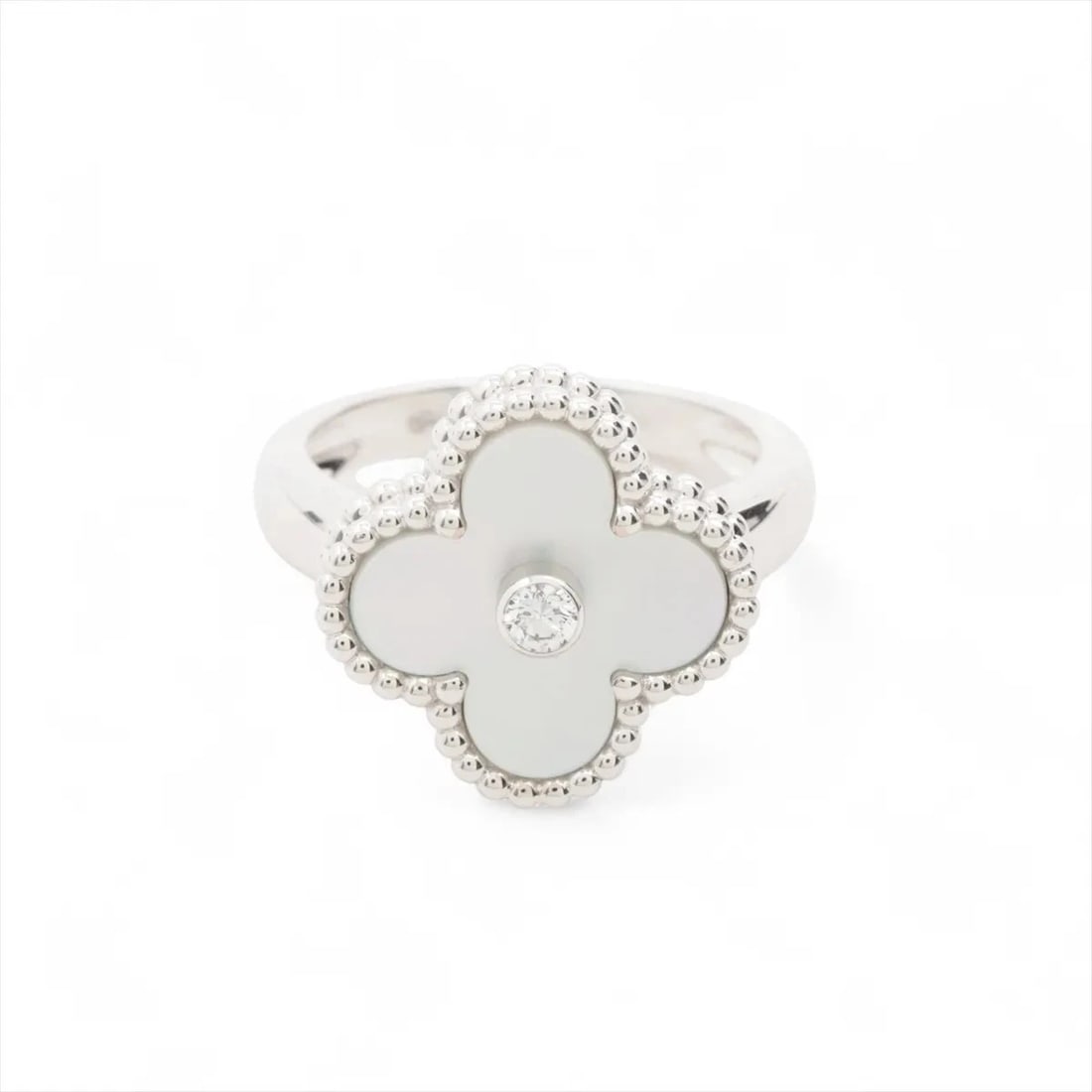VAN CLEEF & ARPELS ALHAMBRA DIAMOND RING 750(WG): Van Cleef & Arpels Alhambra diamond Ring 750(WG) Brand: Van Cleef & Arpels Type/Style: Ring Material: 750(WG), Main Stone/Creation Natural Color: WG Size: 5.25 US Accessories: None Accessories