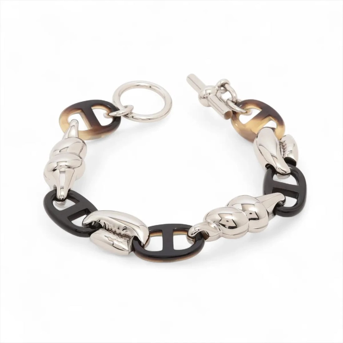 HERMES CHAINE D'ANCRE RIVAGE BRACELET METAL X BUFFALO HORN SILVER: Hermes CHAINE d'Ancre Rivage Bracelet Metal x buffalo horn Silver Brand: Hermes Type/Style: Bracelet Material: Metal x buffalo horn, Color: Silver Size: (CM) Bracelet length:16.5 Accessories: None