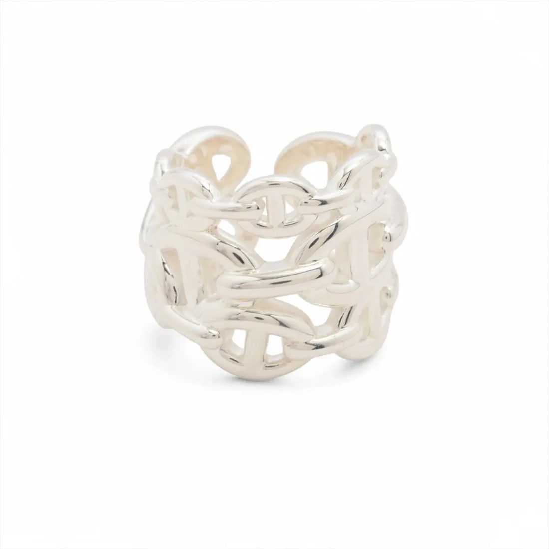 HERMES CHAINE D'ANCRE ENCHAINEE GM RING: Hermes CHAINE d'Ancre Enchainee GM Ring Brand: Hermes Type/Style: Ring Material: 925, Color: Silver Size: 5.5 - 5.75 US Accessories: None Accessories Notice: When purchasing pre-owned goods, please