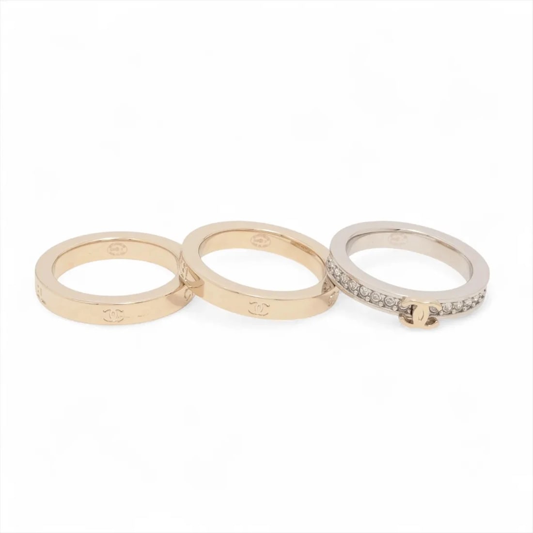 CHANEL COCO MARK B26V RING GP?RHINESTONE SILVER X GOLD: Chanel Coco Mark B26V Ring GP?Rhinestone Silver x gold Brand: Chanel Type/Style: Ring Material: GP ? Rhinestone, Color: Silver x gold Size: 5.5 - 5.75 US Accessories: None Accessories Notice: When