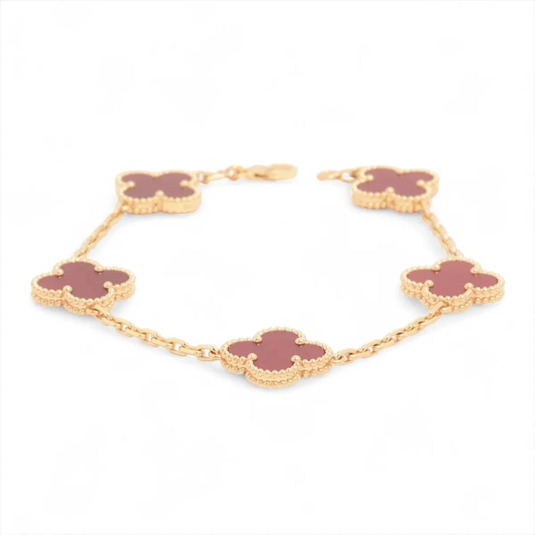 VAN CLEEF & ARPELS ALHAMBRA 5P CARNELIAN BRACELET 750(YG): Van Cleef & Arpels Alhambra 5P Carnelian Bracelet 750(YG) Brand: Van Cleef & Arpels Type/Style: Bracelet Material: 750(YG), Color: YG Size: (CM) Bracelet length:19.5 Accessories: None Accessories