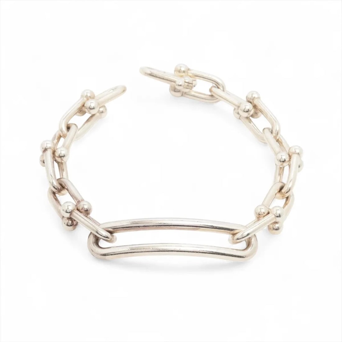 TIFFANY HARDWARE MEDIUM LINK BRACELET 925 SILVER: Tiffany Hardware medium link Bracelet 925 Silver Brand: Tiffany Type/Style: Bracelet Material: 925, Color: Silver Size: (CM) Bracelet length:16.5 Accessories: None Accessories Notice: When purchasing