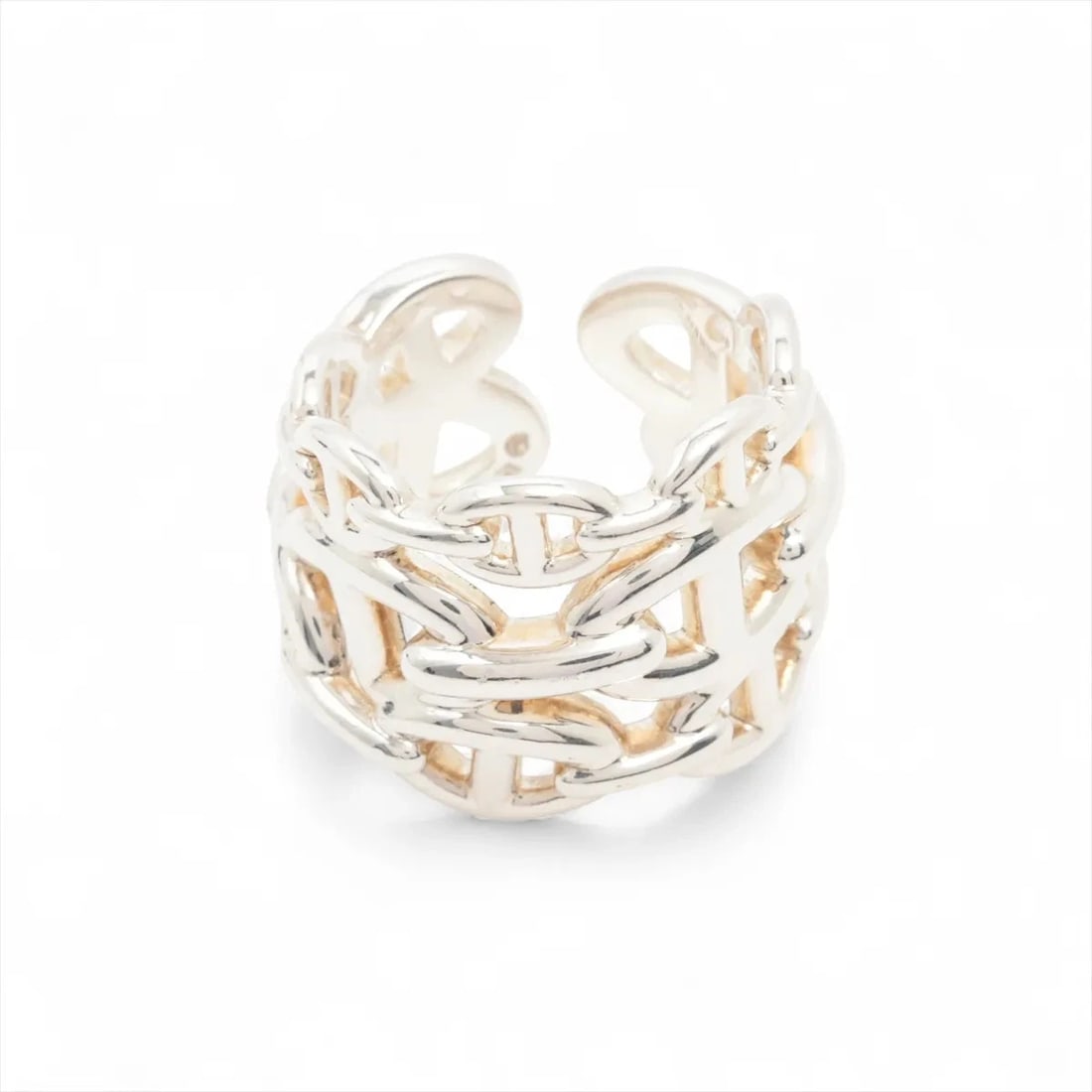 HERMES CHAINE D'ANCRE ENCHAINEE GM RING: Hermes CHAINE d'Ancre Enchainee GM Ring Brand: Hermes Type/Style: Ring Material: 925, Color: Silver Size: 7.75 - 8 US Accessories: None Accessories Notice: When purchasing pre-owned goods,