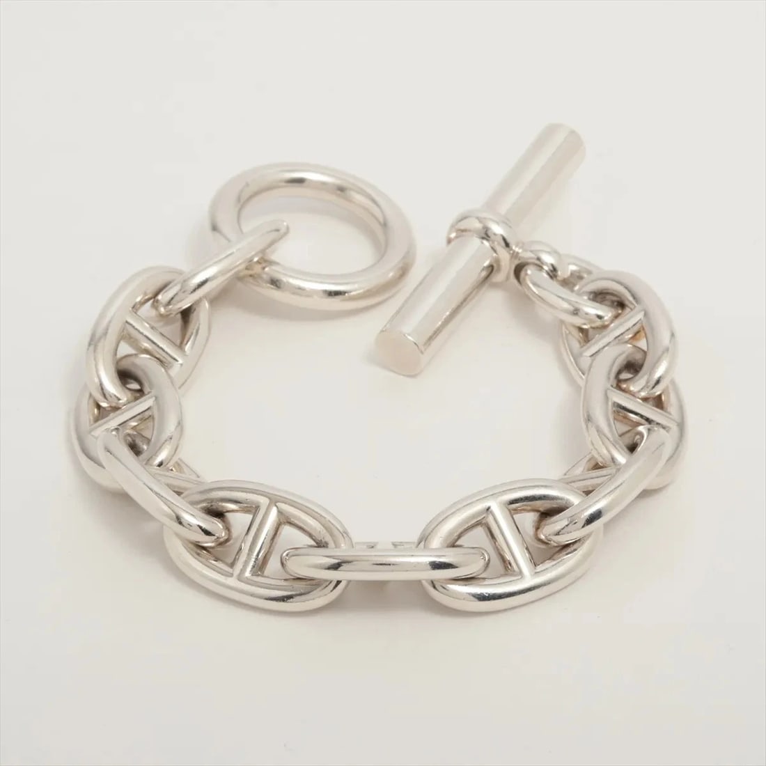 HERMES CHAINE D'ANCRE TGM BRACELET 10 FRAMES 925 SILVER: Hermes CHAINE d'Ancre TGM Bracelet 10 frames 925 Silver Brand: Hermes Type/Style: Bracelet Material: 925, Color: Silver Size: (CM) Bracelet length:14.5 Accessories: None Accessories Notice: When