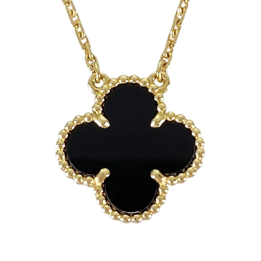VAN CLEEF & ARPELS ALHAMBRA PENDANT YELLOW GOLD ONYX NECKLACE: Van Cleef & Arpels Alhambra Pendant Yellow gold Onyx Necklace Brand: Van Cleef & Arpels Type/Style: Necklace Material: 18K Yellow Gold Onyx, Color: Gold Size: Top size:14.8mm?14.8mm Necklace full