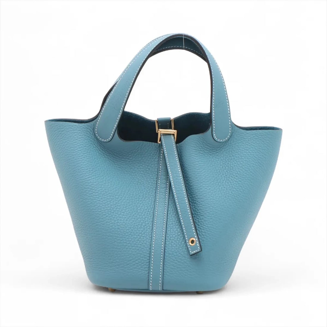 HERMES PICOTIN LOCK 18 PM TAURILLON CLEMENCE NEW BLUE JEEN: Hermes Picotin Lock 18 PM Taurillon Clemence NEW BLUE JEEN Brand: Hermes Type/Style: Hand bag Material: Taurillon Clemence Color: NEW BLUE JEEN Size: Height:7.5inchLength:7.3inchDepth:5.3inch Acce