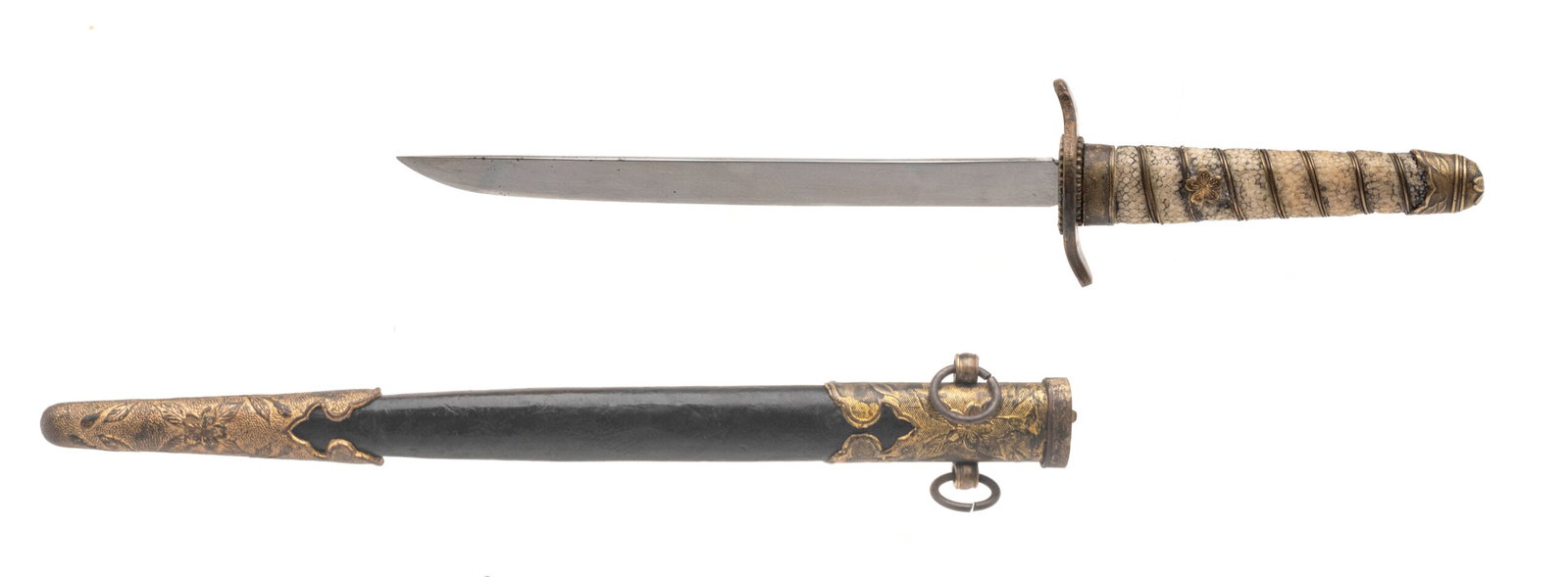JAPANESE 1883 NAVAL OFFICER'S DAGGER: Japanese 1883 Naval Officer's Dagger Size: Description: Model of 1883 Imperial Japanese Navy officer's dagger. Very good condition with some cleaned pitting on the blade. Sheathe is in good condition