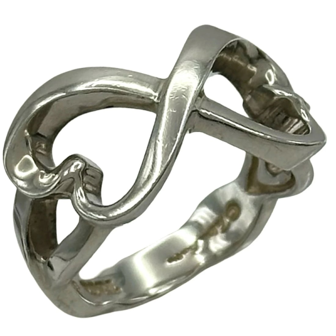 TIFFANY LOVING HEART SILVER 925 RING: Tiffany Loving Heart Silver 925 Ring Brand: Tiffany & Co. Type/Style: Ring Material: SV925, Color: Silver Size: 4 US Accessories: None Accessories Notice: When purchasing pre-owned goods, please